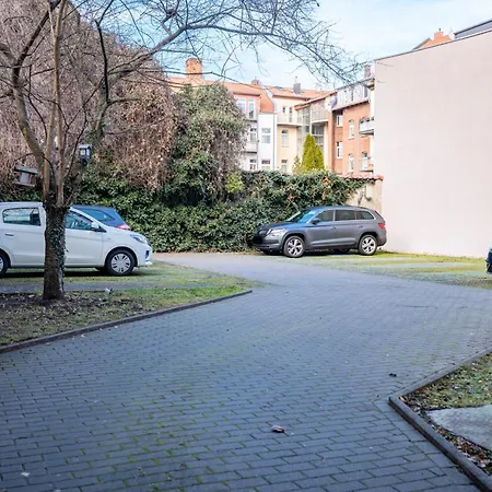 Little Altstadt-studio Am Bahnhof-wlan-parkplatz Erfurt