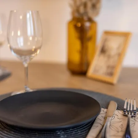 Little Altstadt-studio Am Bahnhof-wlan-parkplatz Lägenhet