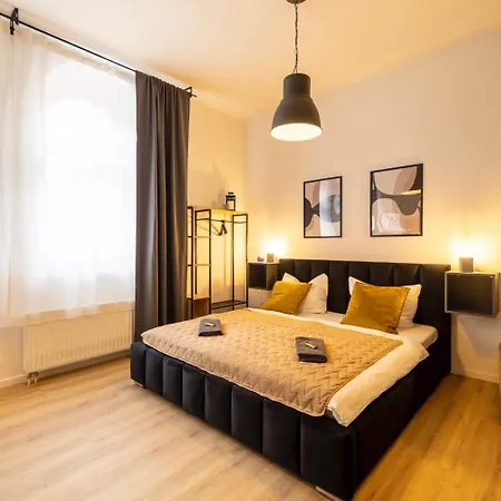 Little Altstadt-studio Am Bahnhof-wlan-parkplatz Lägenhet *