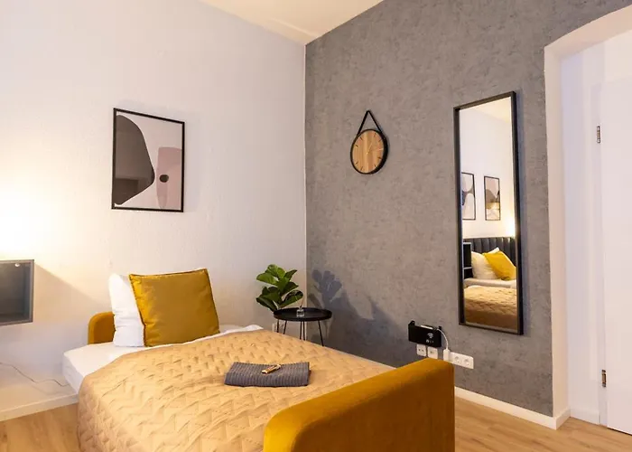 Little Altstadt-studio Am Bahnhof-wlan-parkplatz Διαμέρισμα Ερφούρτη